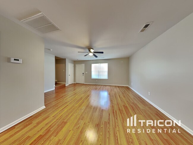 Photo - 7038 Hunters Glen Dr