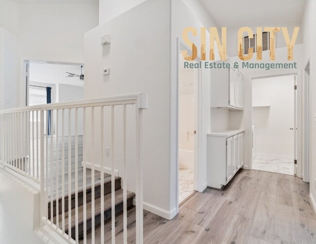 Photo - 1338 Silver Sierra St