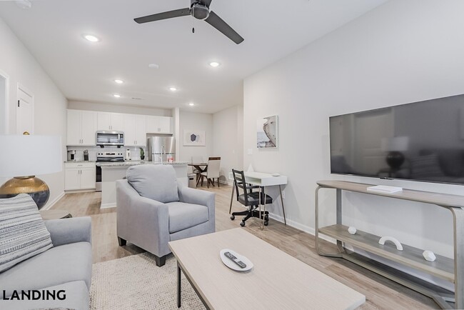 Photo - 1650 Harris Hill Rd Unit 06-6204