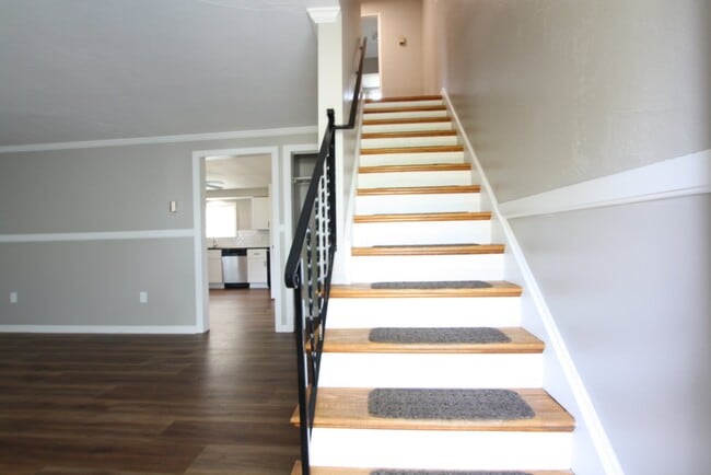 Photo - 709 Coulter St Unidad A