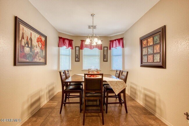 Photo - 14444 Jacinto Ramos Ave