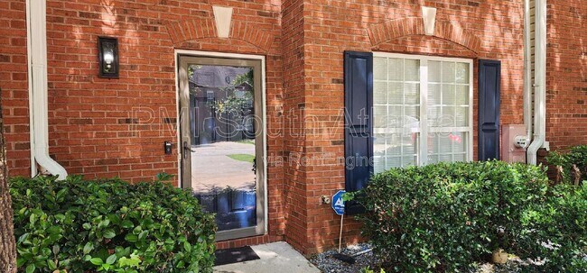 Photo - 3021 Waldrop Cir