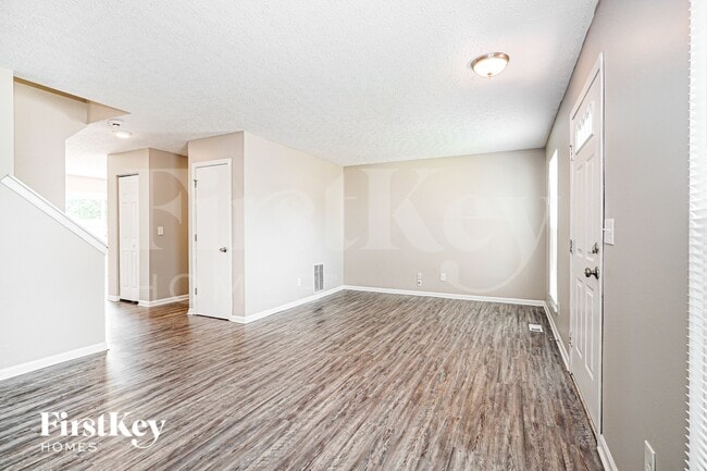 Photo - 7272 Moonbay Ct