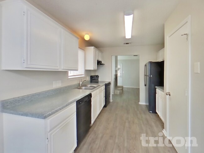 Photo - 720 Charles City Dr