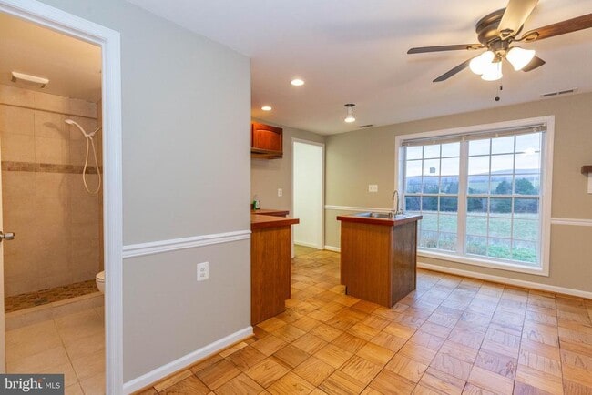 Photo - 266 Shannon Hill Ln Unit STUDIO