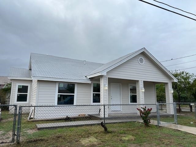 Photo - 401 W Elm St