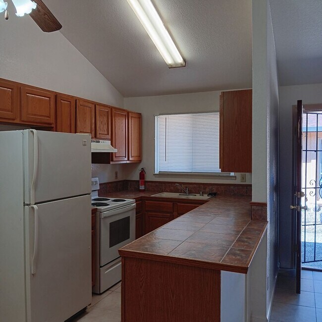 Photo - 891 St Andrews Dr Unidad #4