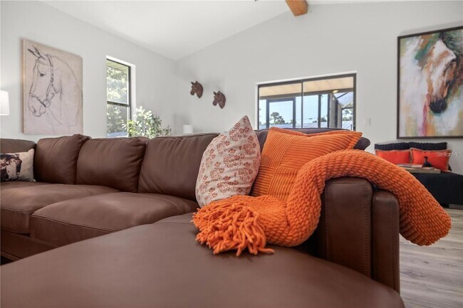 Photo - 10380 NW 21 St