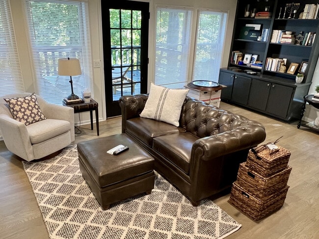 Building Photo - 1550 Spalding Dr