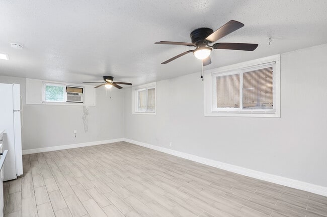 Photo - 1712 Pasadena St Unit 4