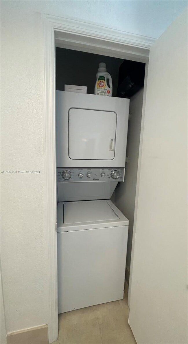 1300 Pennsylvania Ave Condo Unit 306 Condo for Rent in Miami Beach