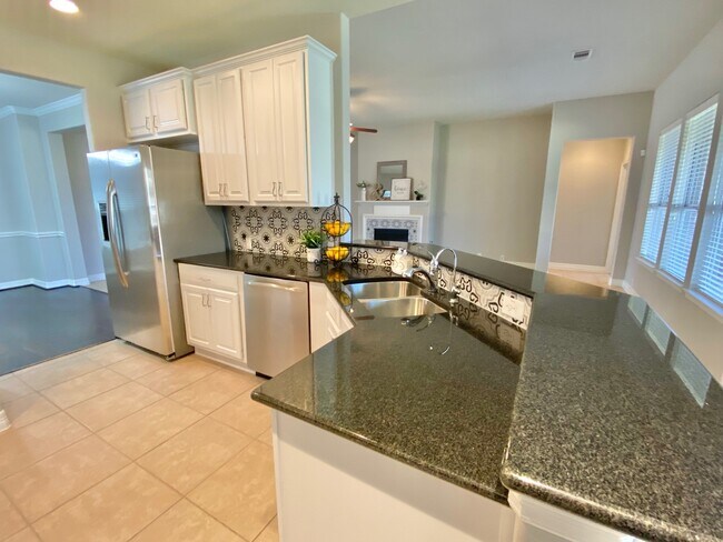 Photo - 147 Clearmont Pl