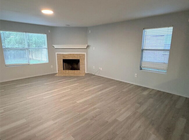 Room in House on Shallow Creek Dr