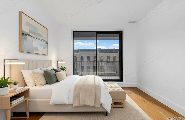 Photo - 499 Evergreen Ave Unit 2B