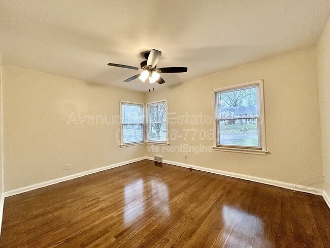 Photo - 7105 Circleview Dr