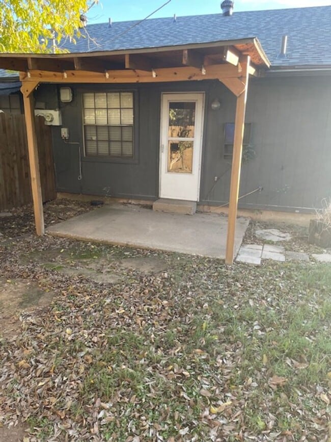 Photo - 322 Spring Branch Ln