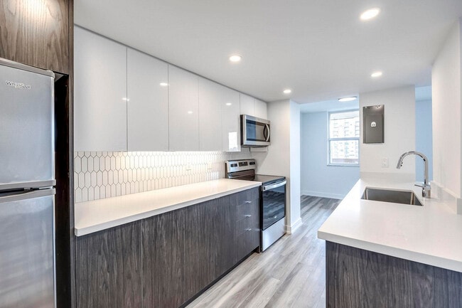 Photo - Martha Terrace Apartments