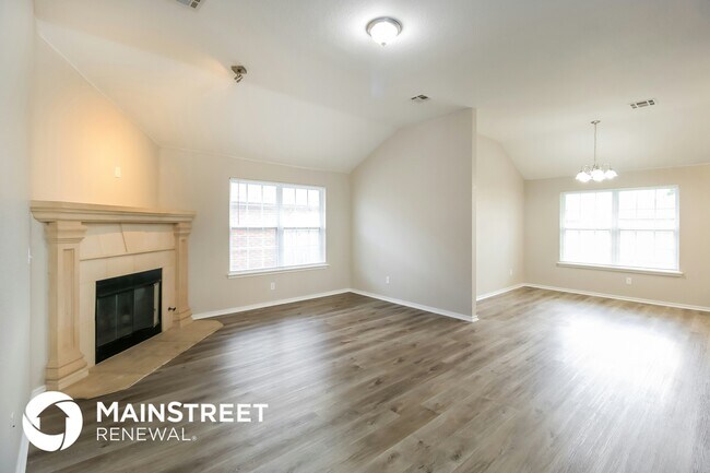 Photo - 8004 John Robert Dr