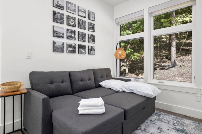 Photo - 15 Dearhurst Rd Unidad ID1221890P