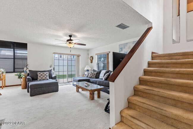 Photo - 200 Florida Shores Blvd