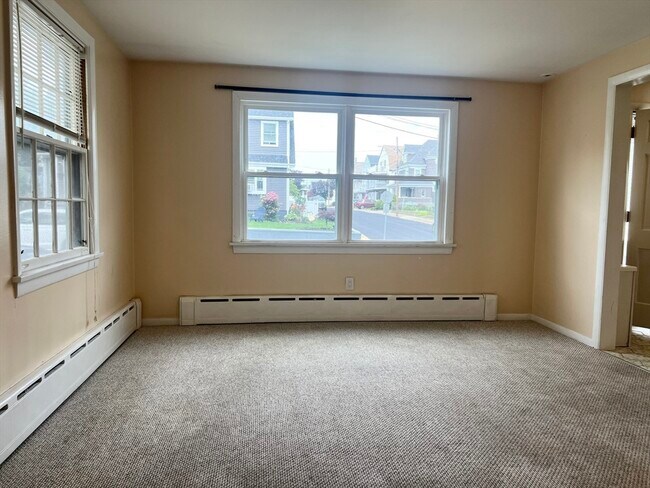 Photo - 373 Winthrop St Unit 2