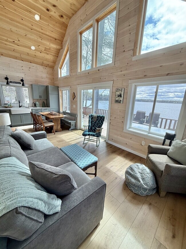 Photo - 35 Shore Rd Unidad ID1255944P