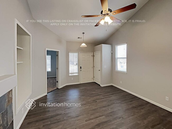 20166 E Belleview Ln