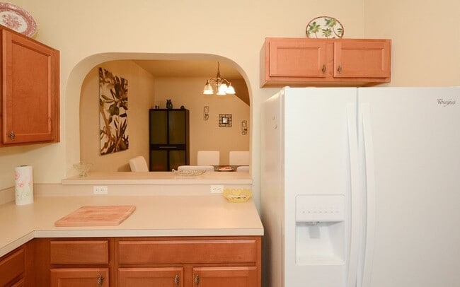 Photo - Lakeside Village Townhouse 2 Bedroom  2.5 Bath Available for Short-Term Rental