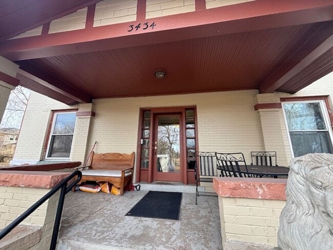 Photo - Beautiful Top-Floor 1Bd/1Ba Apartment with City Park Views