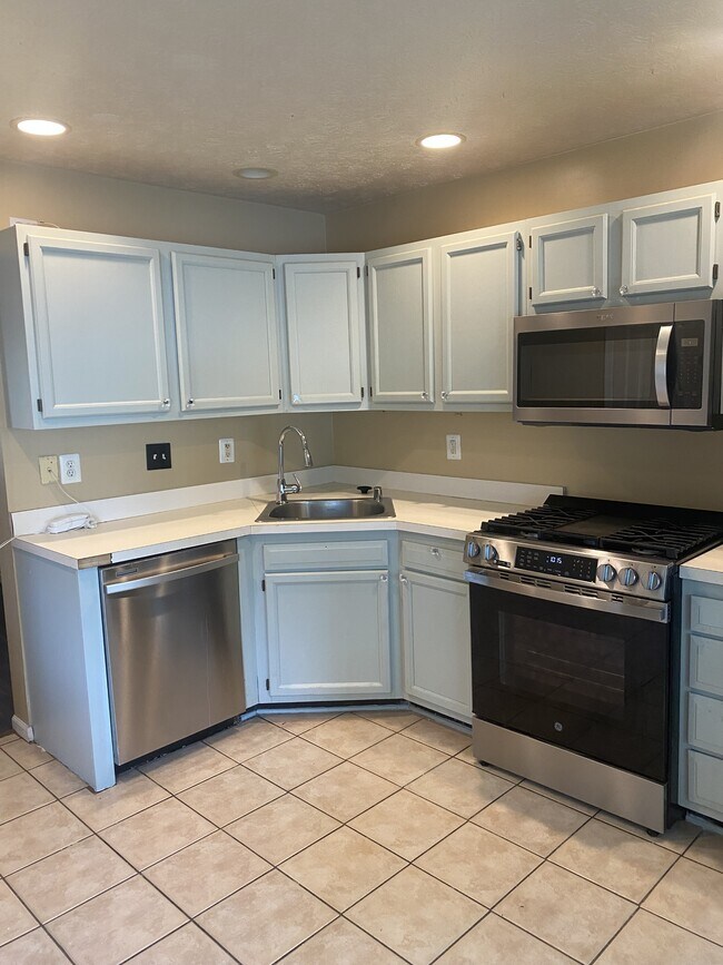 Photo - 1707 Carriage Cir Townhome