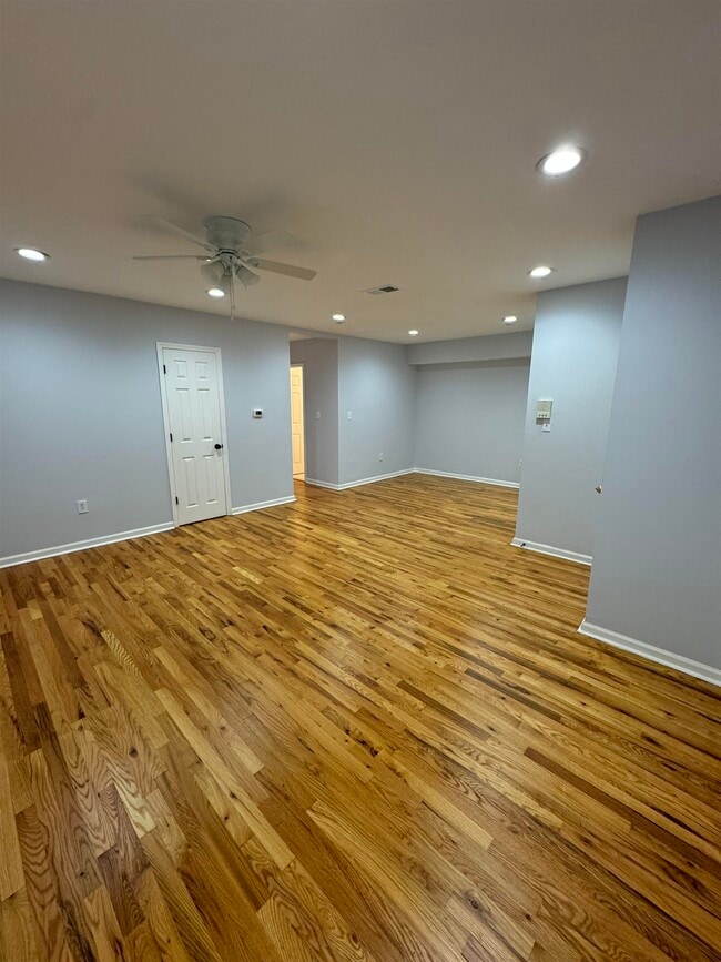 Photo - 384 Palisade Ave Unidad 3F