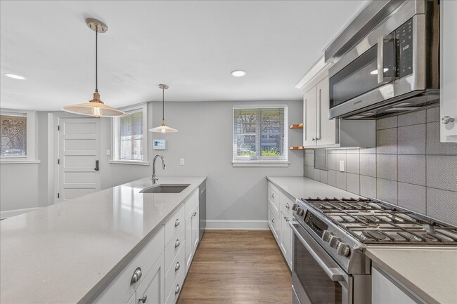 Photo - 1705 NW 25th Ave