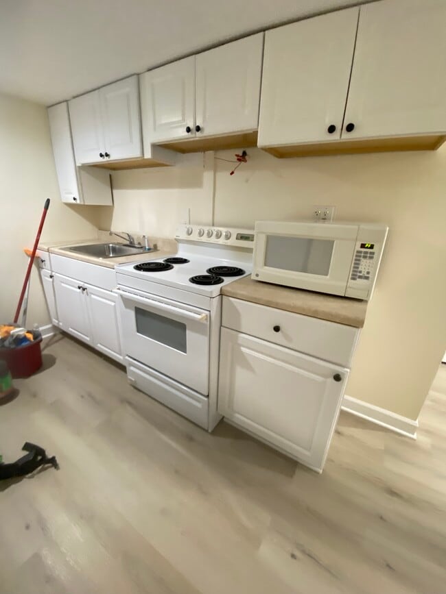 Photo - 112 Albright Ave Unidad 12A