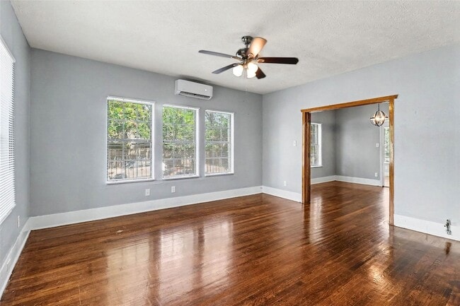 5121 Polk St Unidad 1