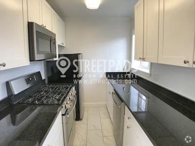 Building Photo - 1 bedroom in Brookline MA 02446 Rental