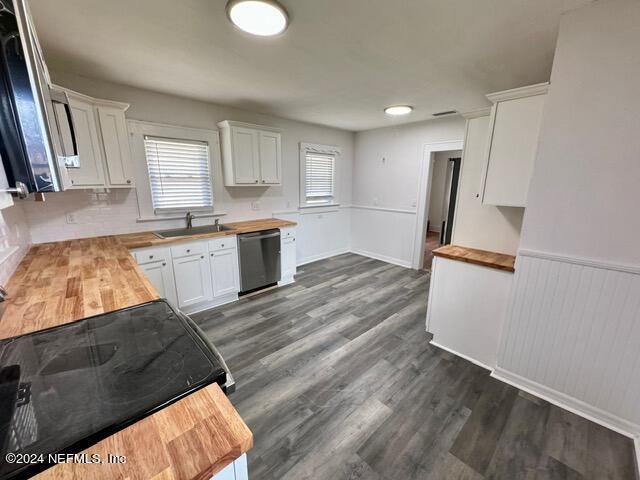Photo - 744 West St