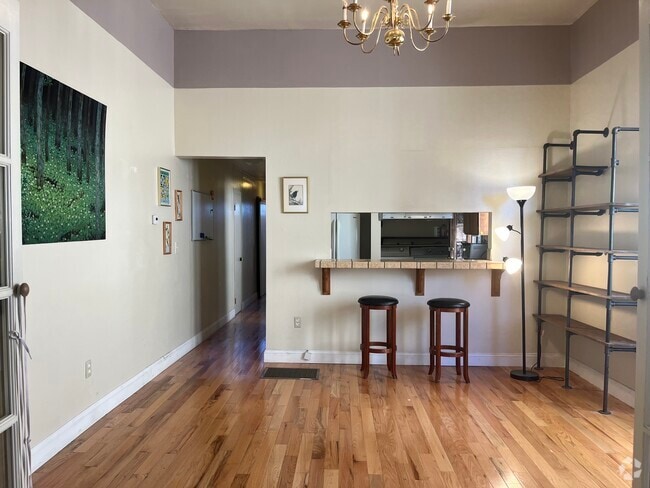 Building Photo - 1077 12th St Rental