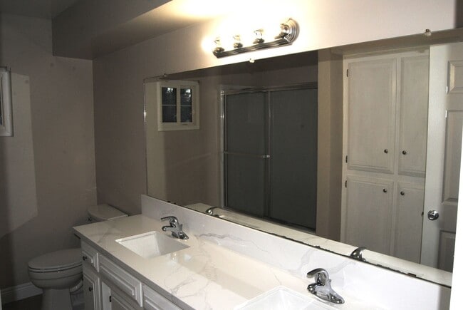 Photo - 405 Plato Ct