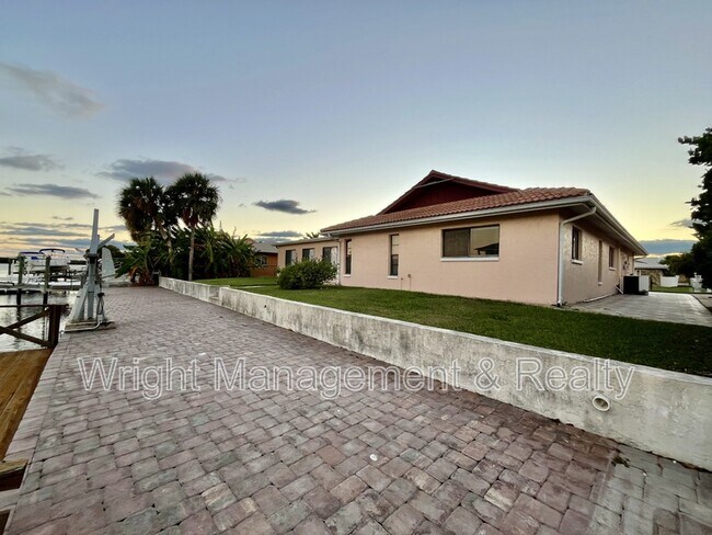 Photo - 5008 S Shore Dr