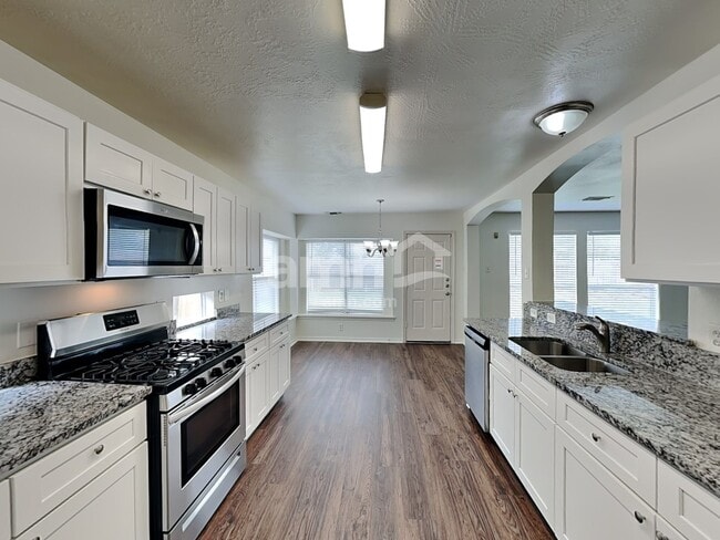 Photo - 6027 Coventry Falls