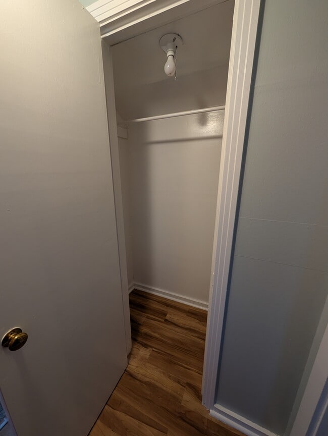 Photo - 2604 SW Washburn Ave