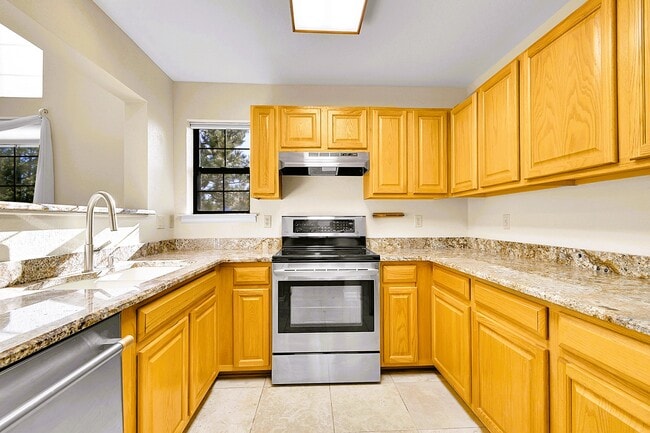 Photo - 31719 Rocky Village Dr