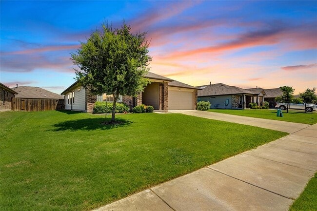 Photo - 303 Marimoor Dr