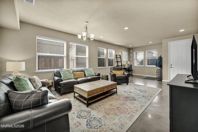 Photo - 3680 Coastal St