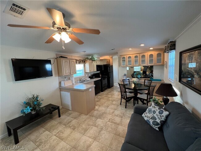 Photo - 7974 Samville Rd