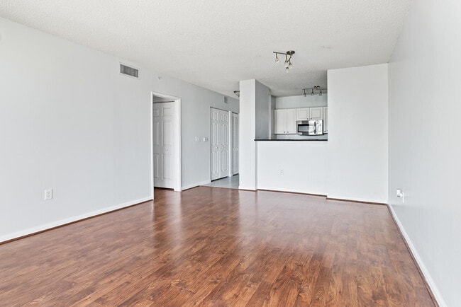 Photo - 651 Okeechobee Blvd Unit 506