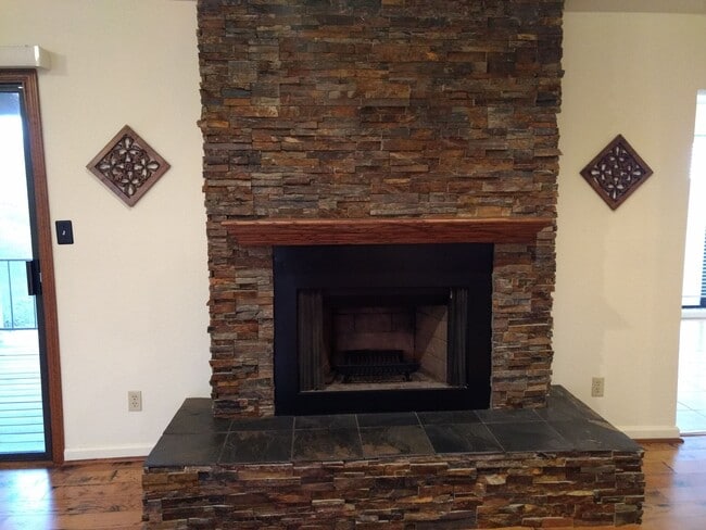 Photo - 15619 E Palisades Blvd