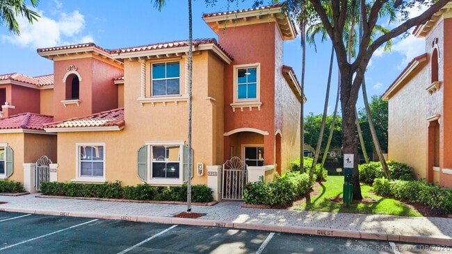 Building Photo - 4962 Leeward Ln