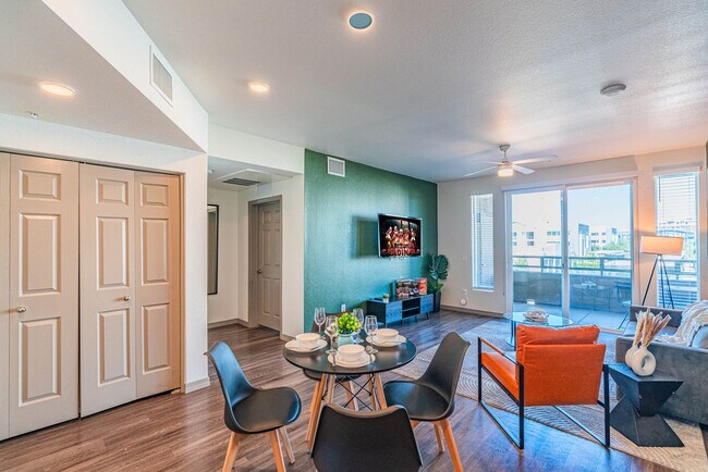 Photo - 9600 W Georgia Ave Unidad ID1369237P