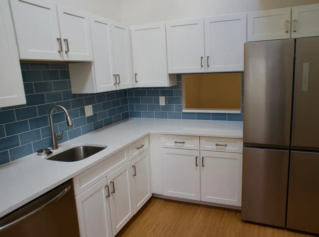 Photo - 2289 Bedford St Unidad A9